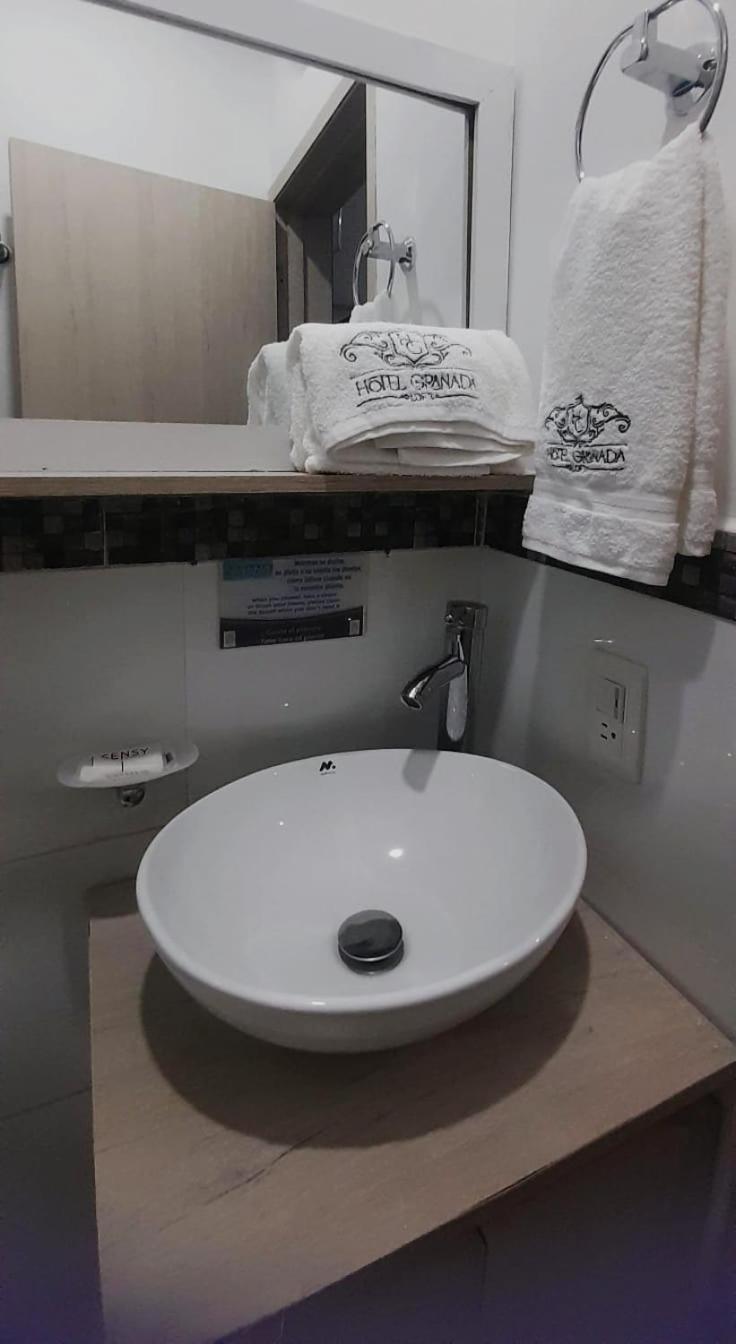 Hotel Granada Loft Cali Zewnętrze zdjęcie